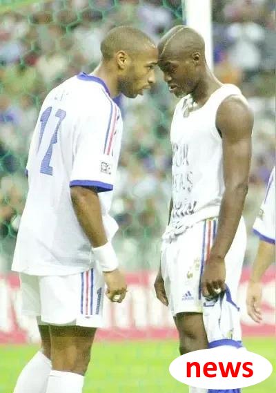 Người kế vị của Henry? Henry đã tham gia World Cup ở tuổi 21 và gia nhập Liverpool ở tuổi 23. Sự cố 